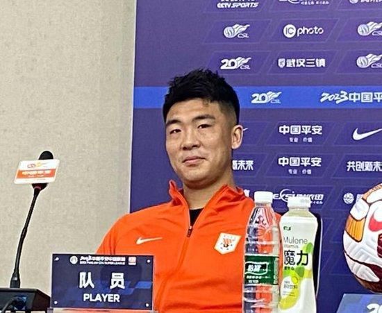 中秋档三天吸金超2亿 《非常幸运》5500万领跑 2013-09-22 中秋小长假已经结束，内地票房在这三天中突破2亿，9月19日中秋节当日票房8500万，比去年同期增长57%，是2011年中秋节单日票房的2.8倍。